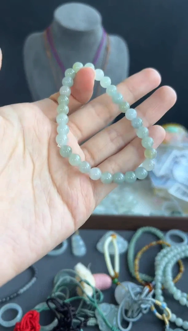 翡翠未镶嵌颈饰126买断