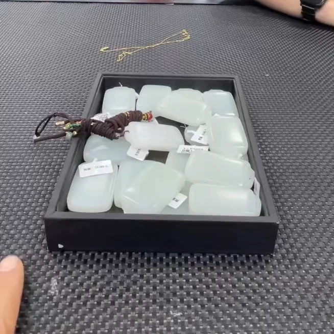 【老郑家】和田玉无事牌挂件 (多样性发一件)