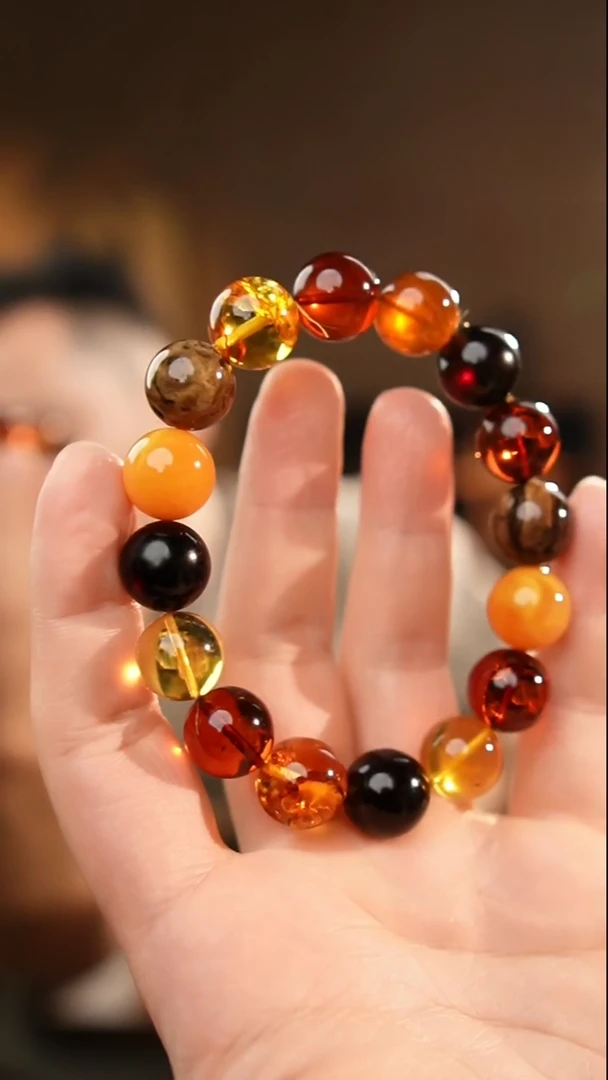 琥珀颈饰未镶嵌12+多宝手串