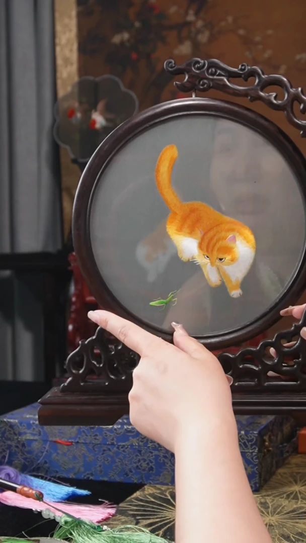 刺绣摆件摆台-绣花非遗