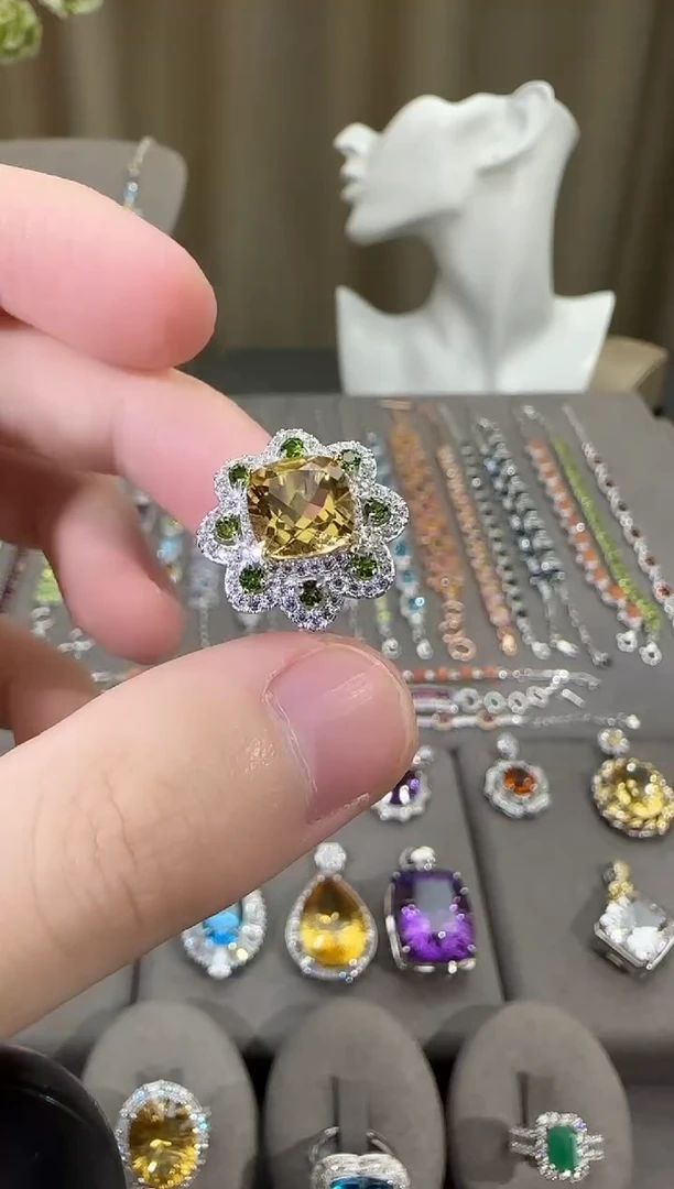 银S925镶嵌戒指黄晶10mm戒指繁花设计款