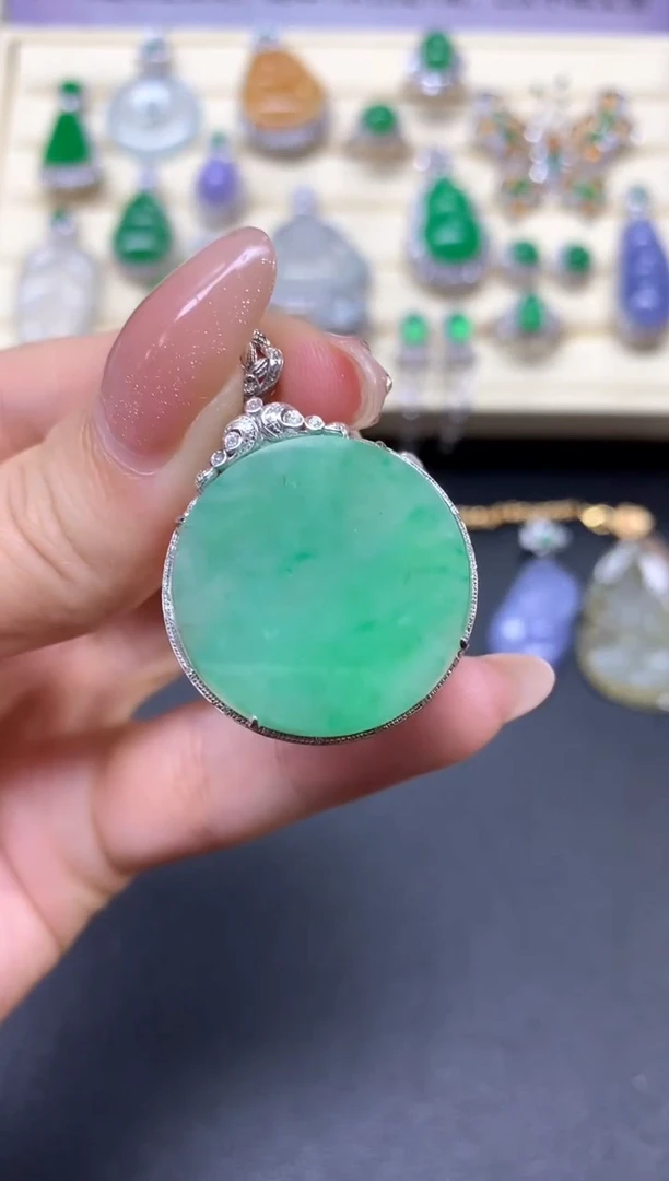 【闪购商品】翡翠吊坠(不含链)18K金镶嵌吊坠|4750+475