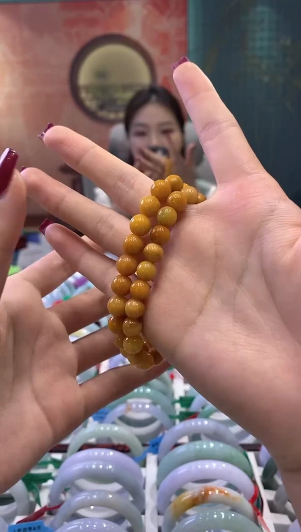 【闪购商品】翡翠手串未镶嵌多样性发货仅发其一/08955