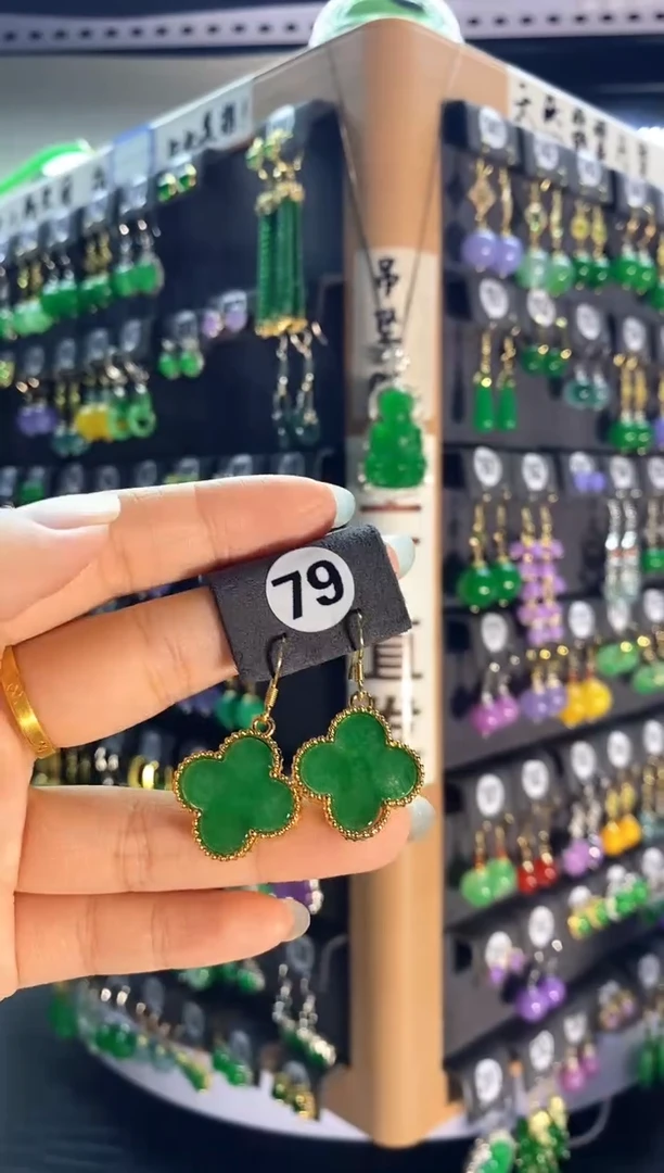 翡翠银S925镶嵌耳饰79.......