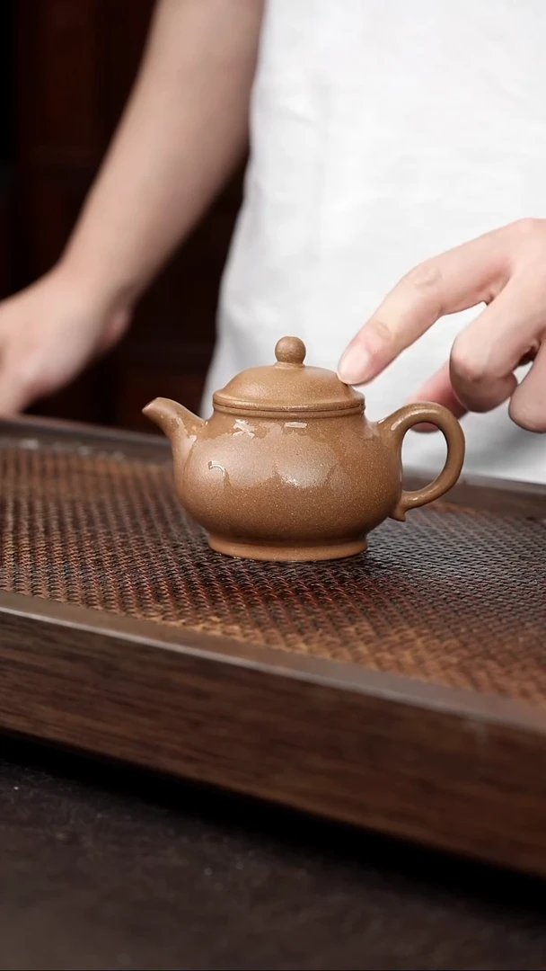 茶壶紫砂芝麻绿潘壶