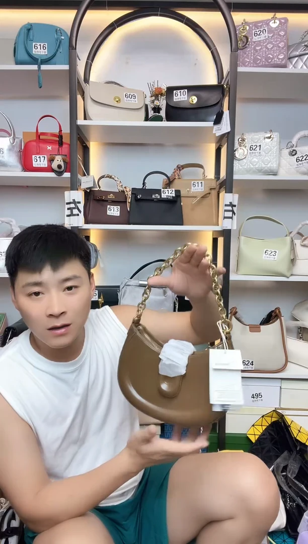 牛皮小众品牌精选女士包包1