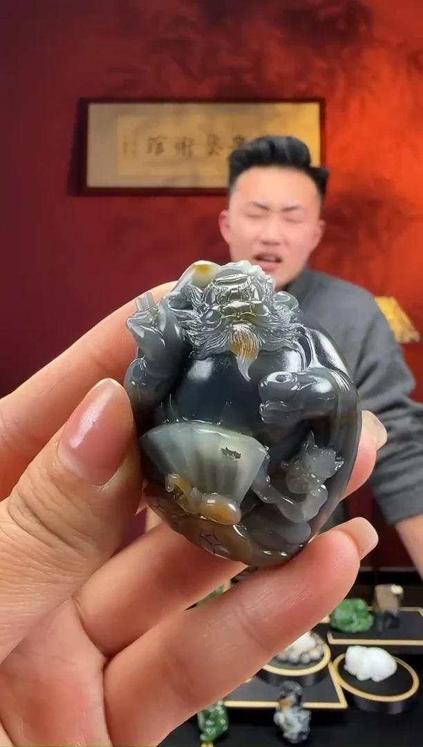 未镶嵌和田玉挂件青花独籽钟馗p66