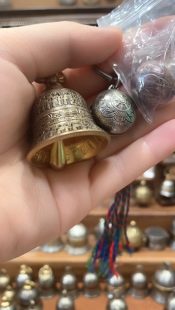 窜**儿阿兹特克双硬币+半便士帆船+不丹八圆铃铛