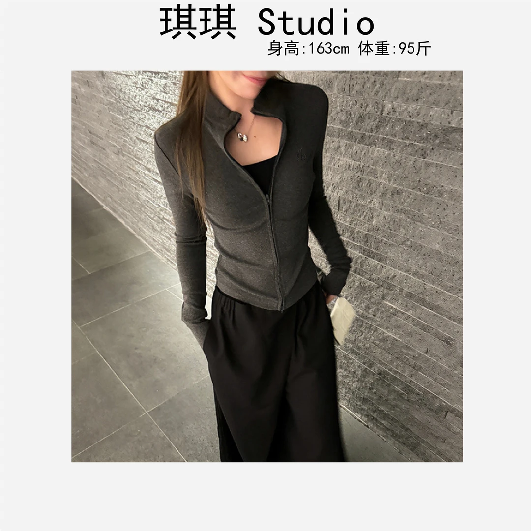 春季新款潮流气质时尚立领拉链刺绣数字小蛮腰显瘦减龄外套9010-G