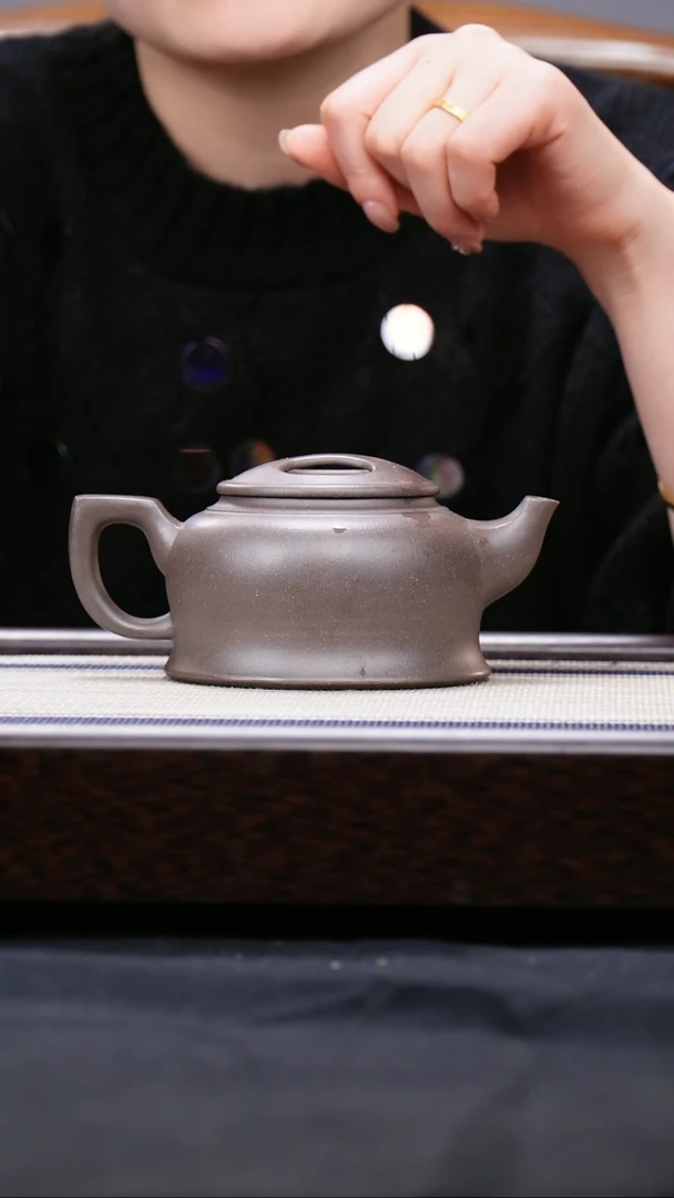 【闪购商品】紫砂茶壶大水谭天青泥  牛盖金钟壶