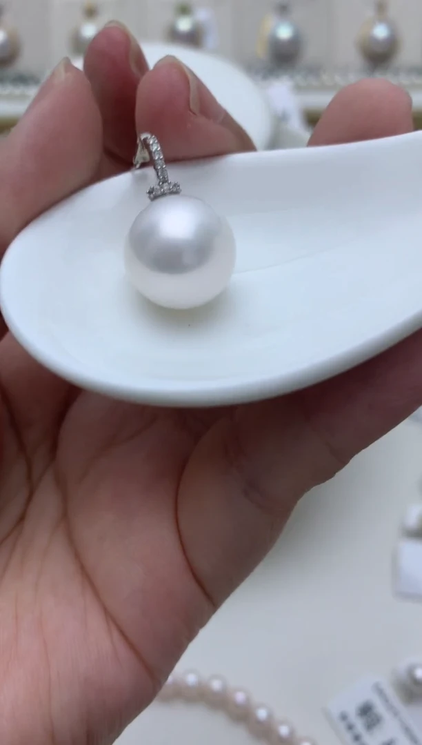 颈饰银S925镶嵌淡水珍珠e68