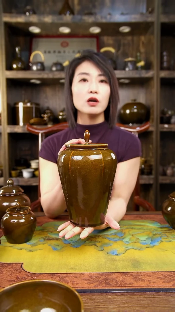 原矿鳝鱼黄南瓜茶叶罐
