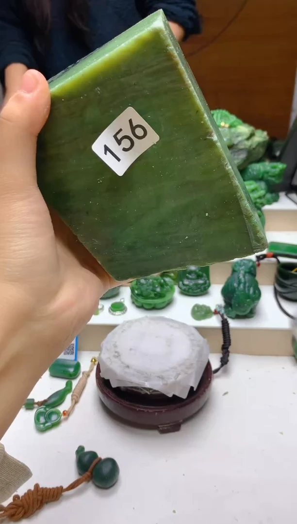 未镶嵌和田玉（碧玉）珠宝半成品0