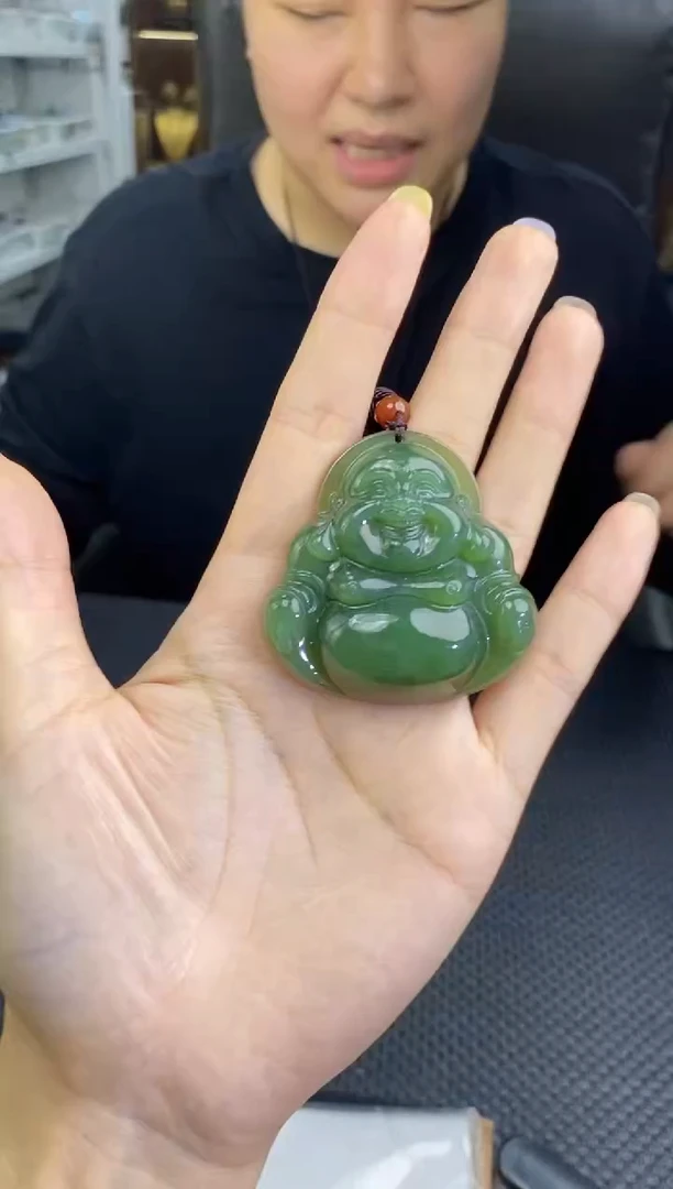 颈饰未镶嵌和田玉佛公