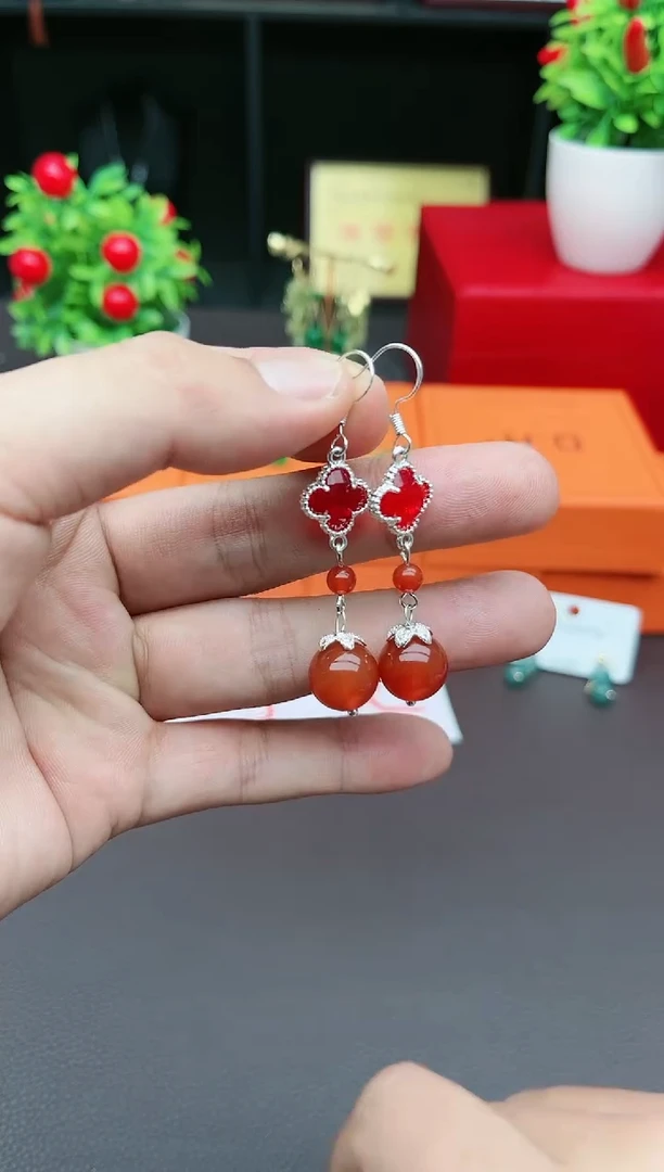 【闪购商品】南红玛瑙耳饰银S925镶嵌233000