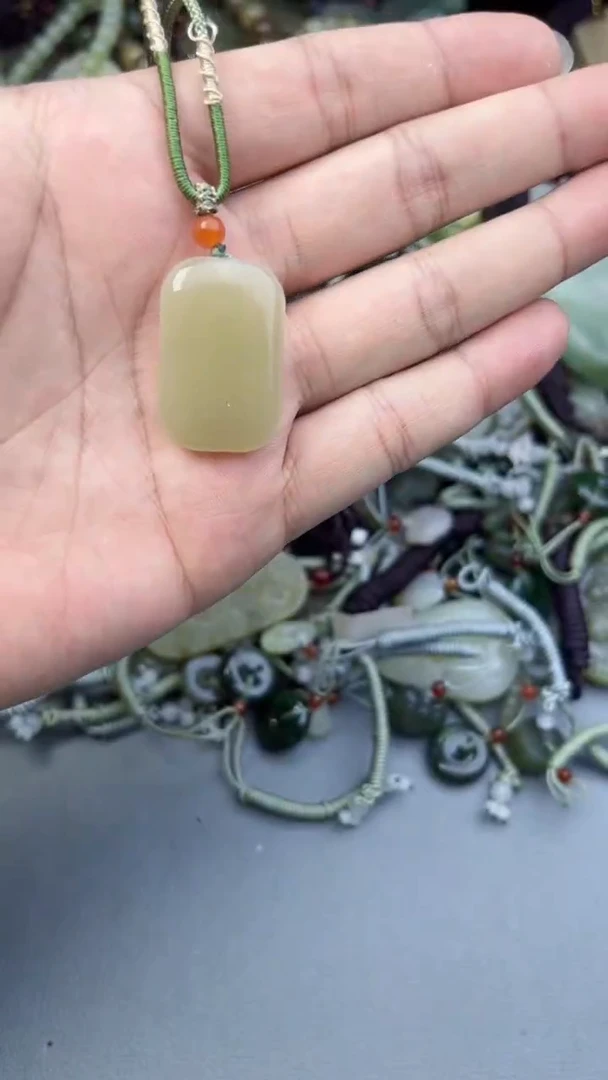 颈饰未镶嵌和田玉多样性发货拍一发一