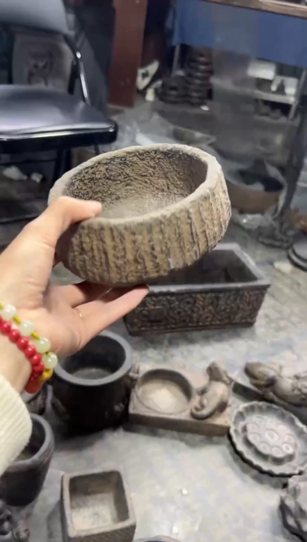 陶土小石钵火山泥