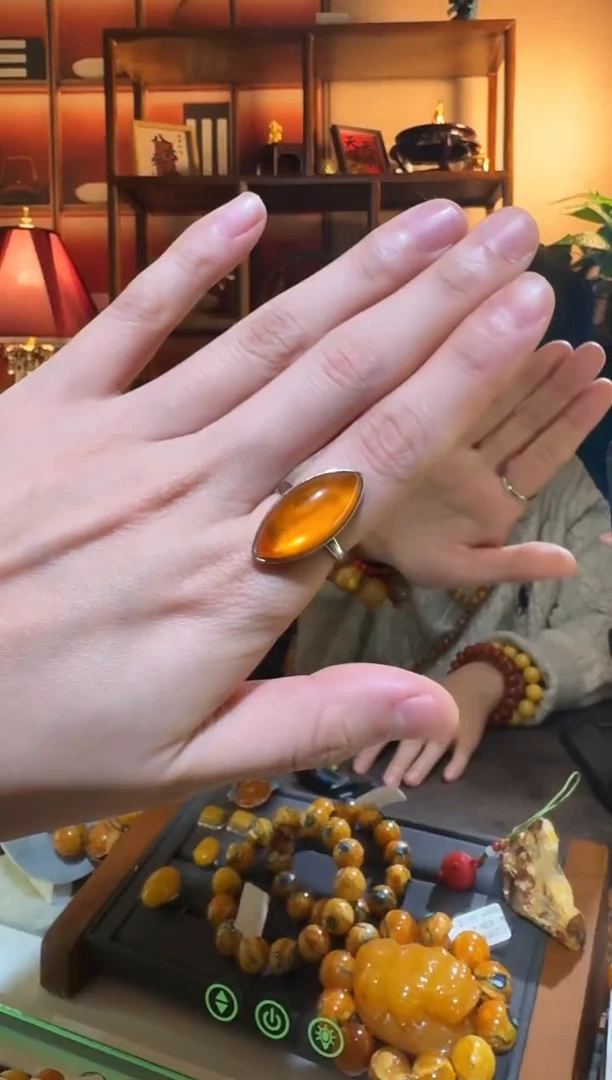 琥珀颈饰银S925镶嵌7539天然蜜蜡珠宝奇石