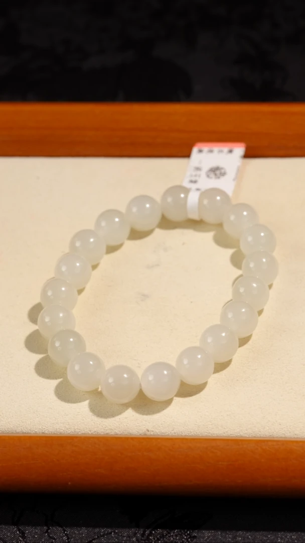 未镶嵌手串和田玉（白玉）心****y和田玉白玉手串