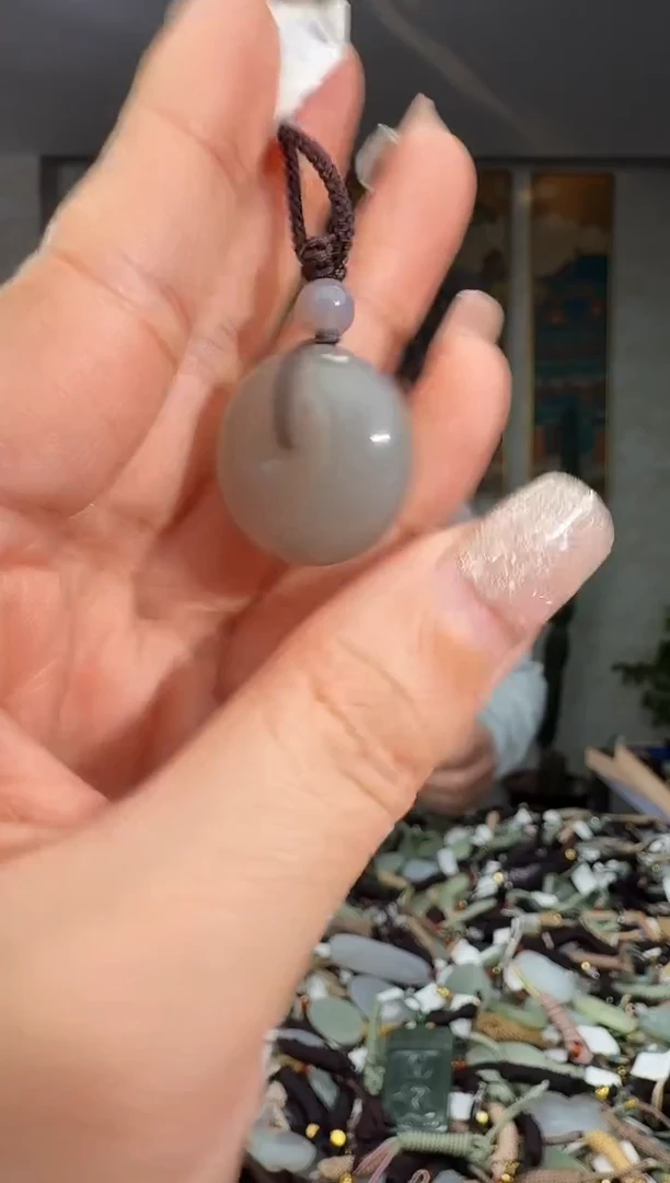 颈饰未镶嵌和田玉拍一发一多样性发货