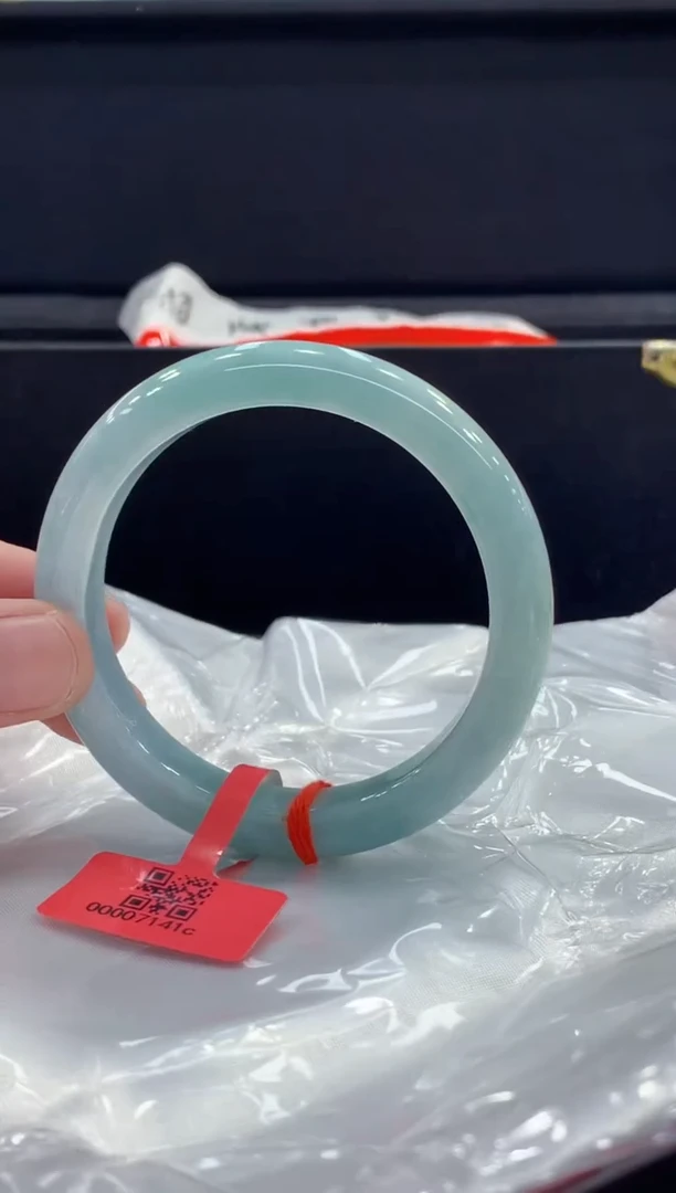 未镶嵌手镯翡翠翡翠手镯