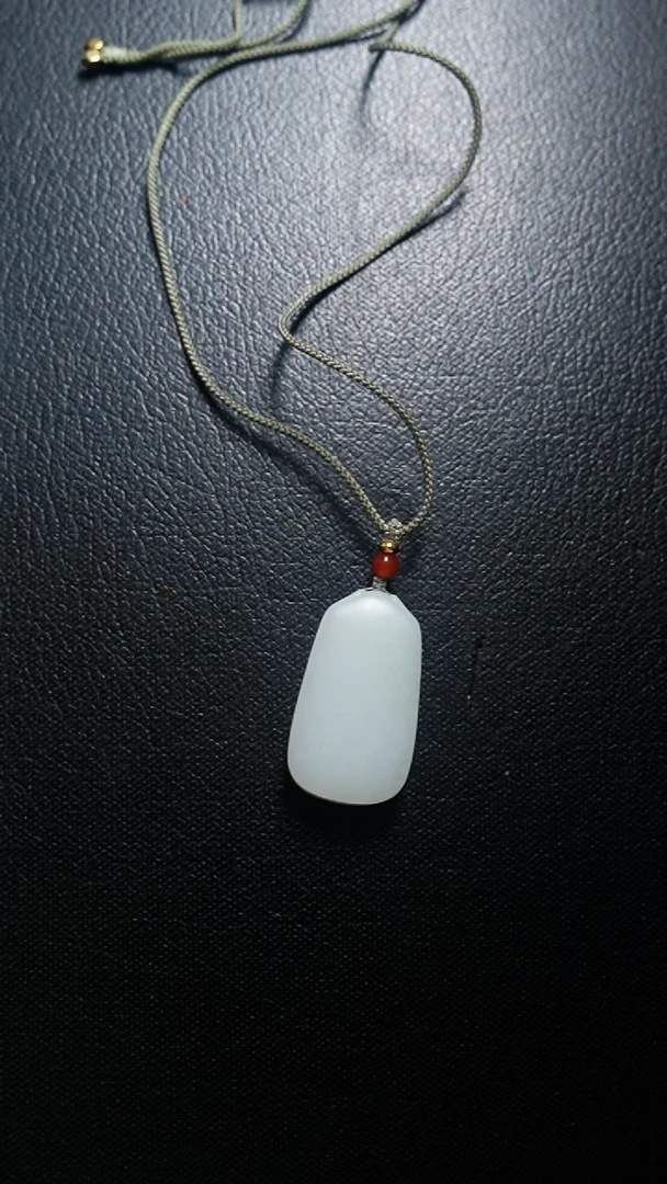 颈饰未镶嵌和田玉无事牌