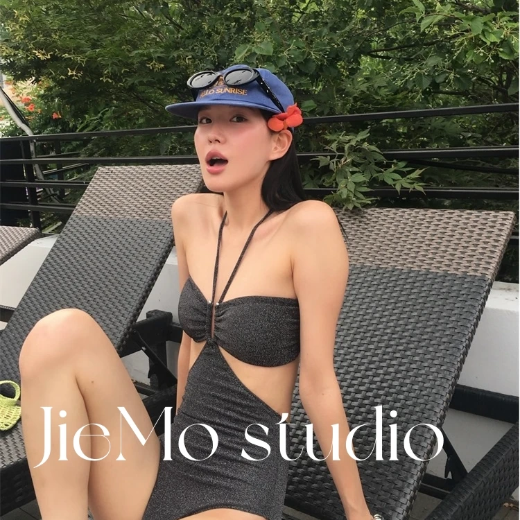 [科西嘉地]泳衣女款2025新款性感辣妹泡温泉度假风连体显瘦游泳装