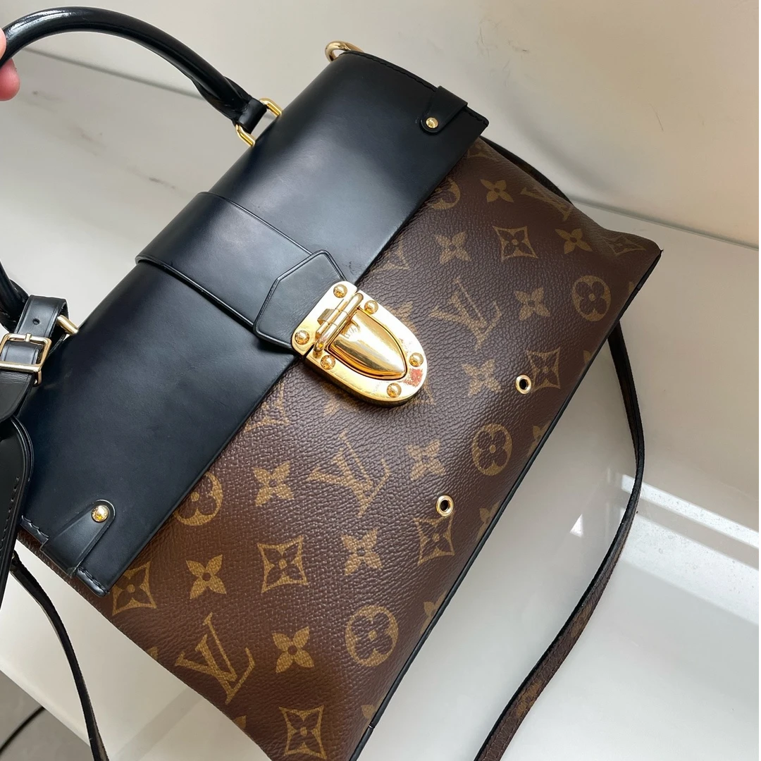99新 LouisVuitton/路易威登 小号经典老花黑金onehandle邮差包