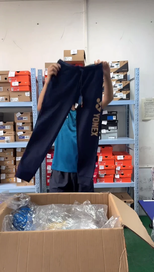 序号9尤尼克斯女款S码