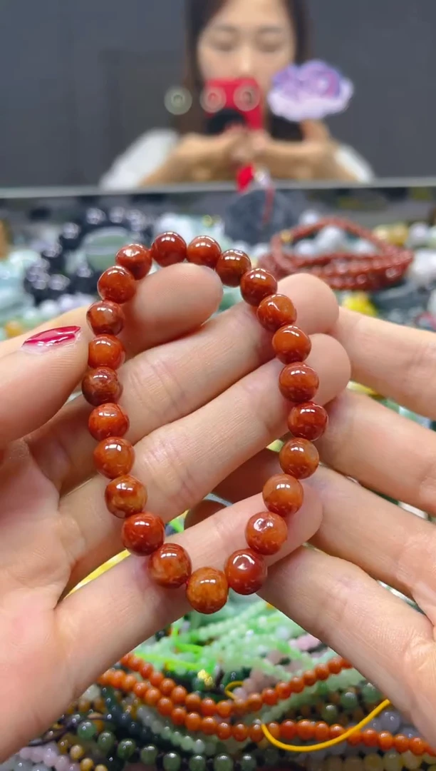 颈饰未镶嵌翡翠7MM/N/翡翠A货，一件也是批发价