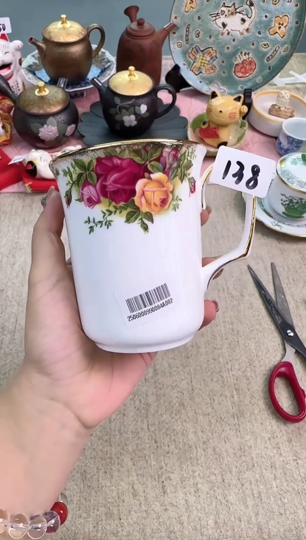 瓷片泡泡家的瓷器真好看