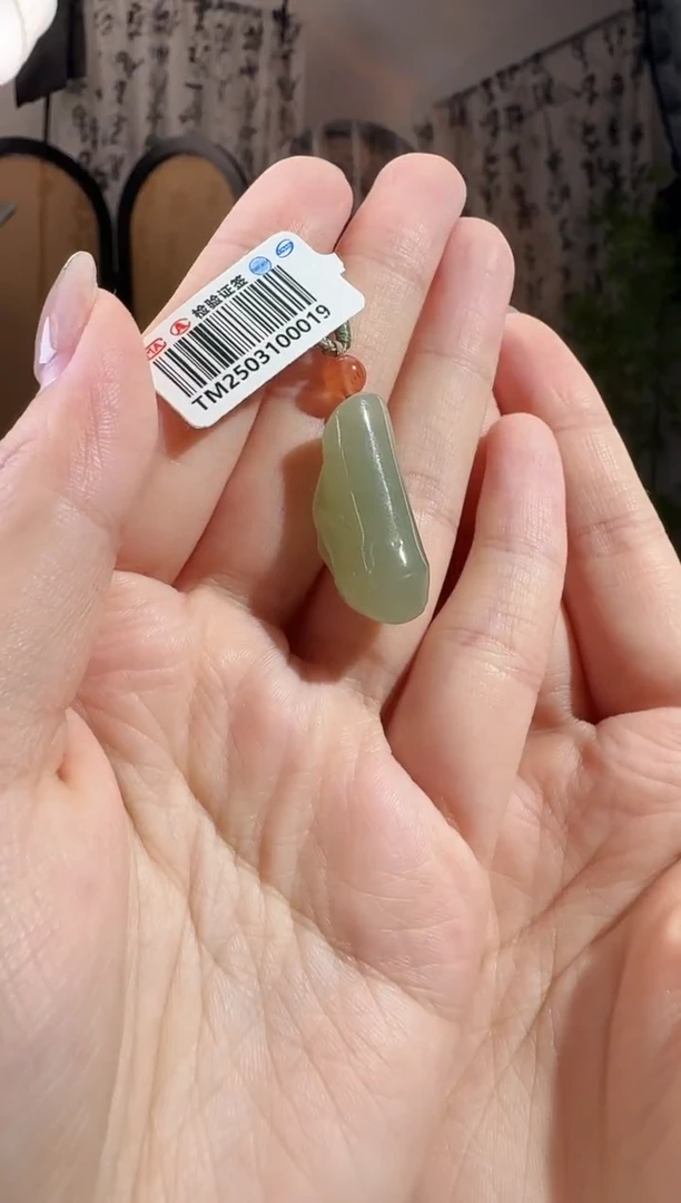 和田玉未镶嵌颈饰竹节