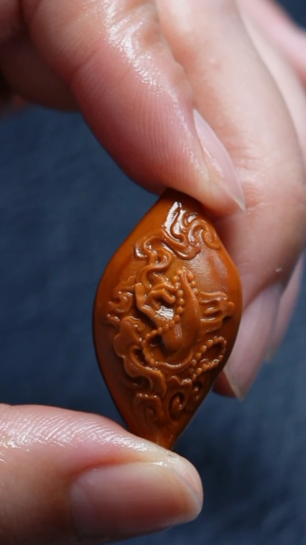 橄榄核吊坠苏工橄榄核