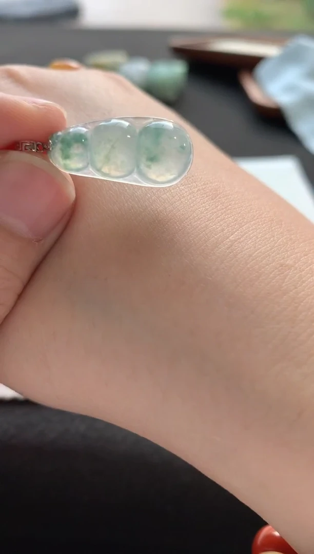 未镶嵌挂件翡翠豆子F103-2