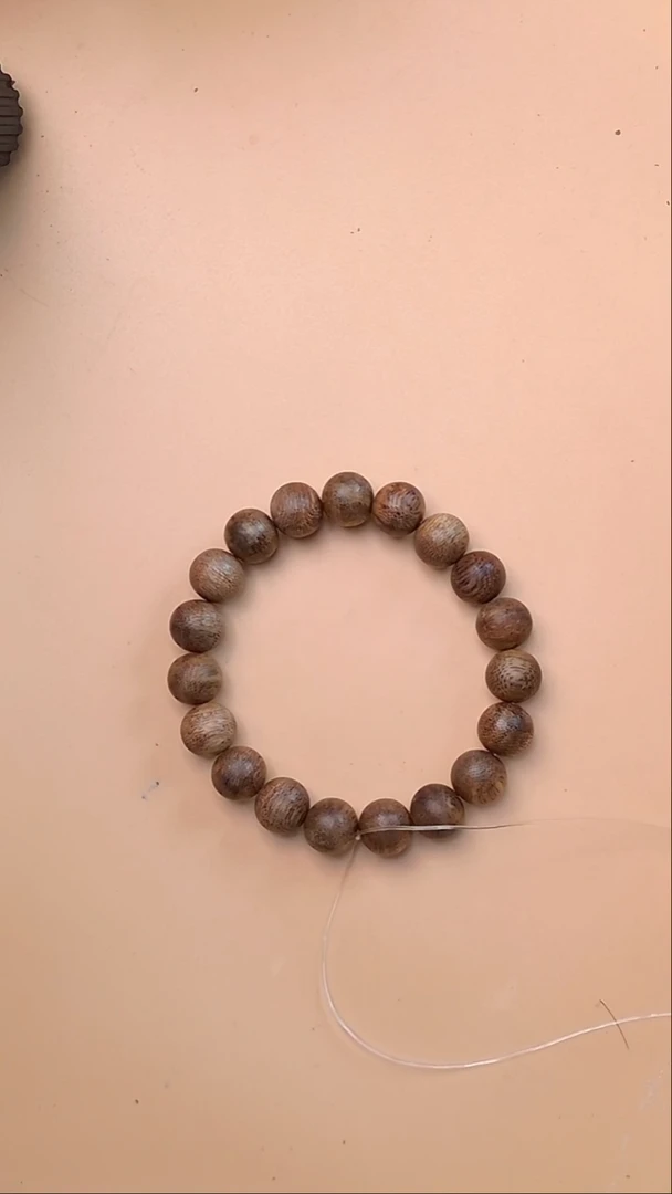 沉香手串海南黑油格单圈10mm  3117
