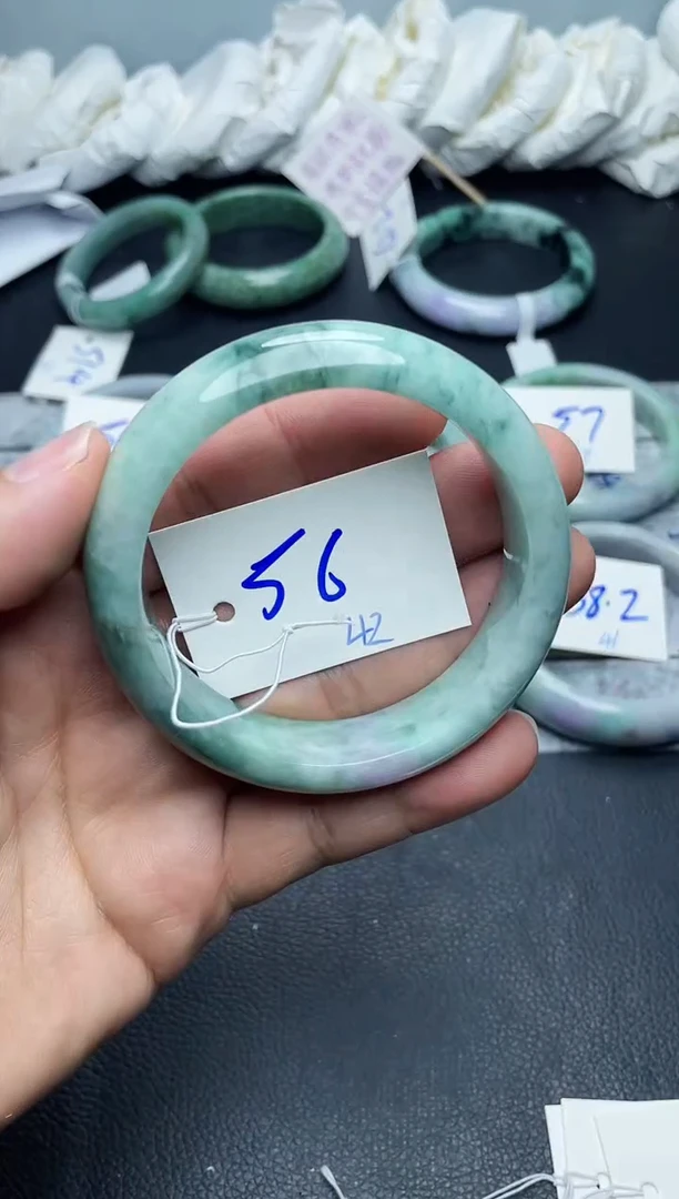 未镶嵌手镯翡翠42