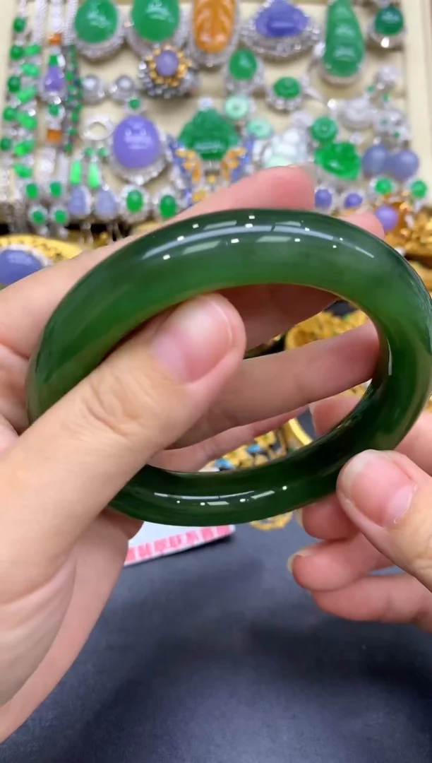 未镶嵌手镯和田玉159-中国好珍宝