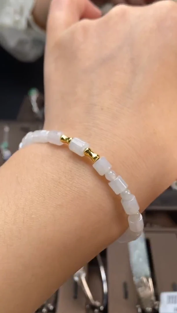 颈饰未镶嵌翡翠净货13356