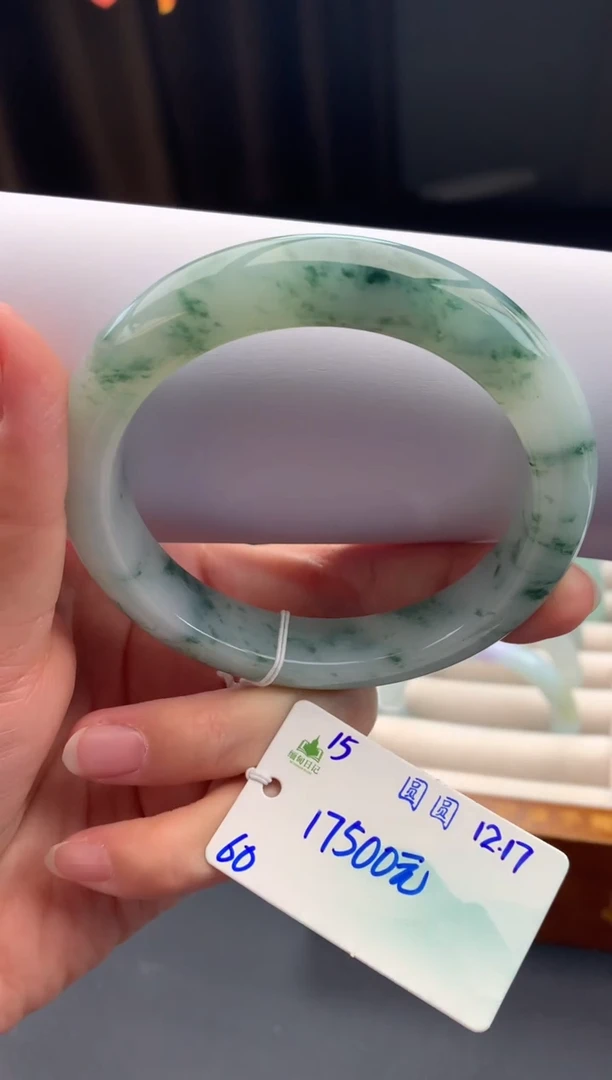 未镶嵌手镯翡翠江**恋翡翠自带#送人#，假一赔三