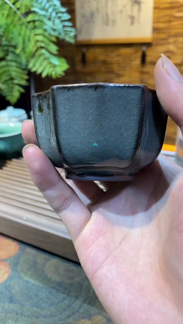 【山隐青瓷】龙窑柴烧杯子 铁胎 葵口杯 50CC