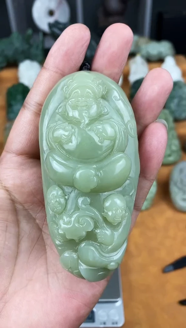 未镶嵌和田玉把件1