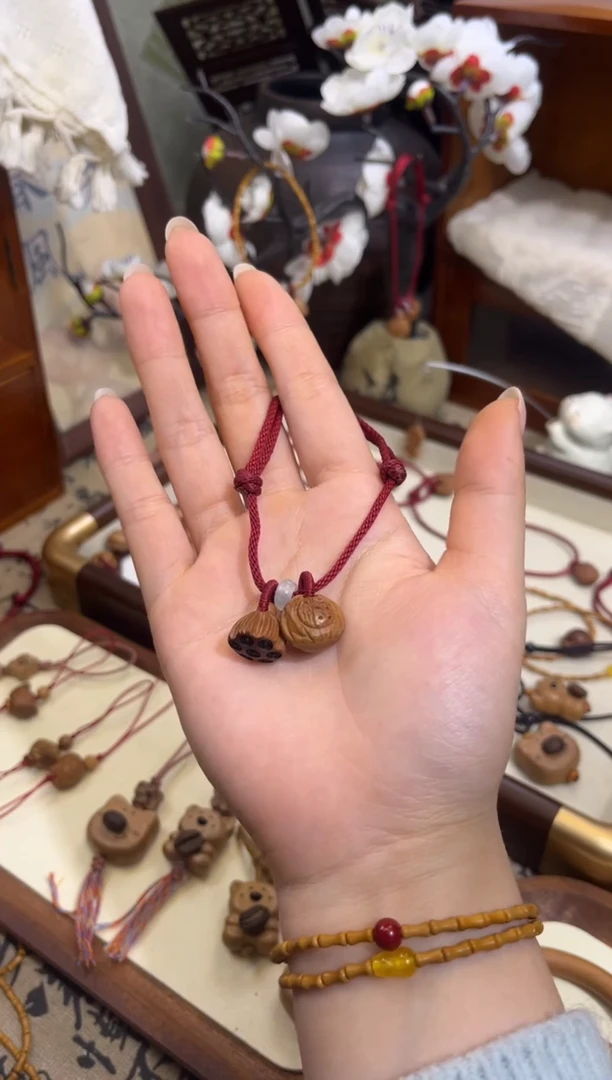 手串桃核【桃缘行】红绳「福气莲莲」桃木桃核辟、挡、驱、护 红绳可调节