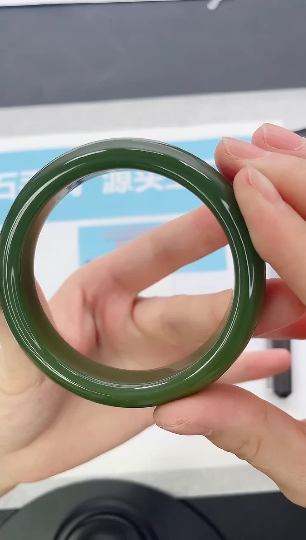 未镶嵌手镯石英质玉54/5253