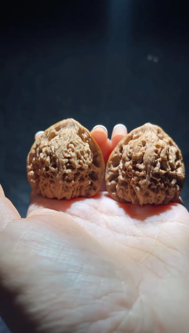 吊坠文玩核桃青***.南将