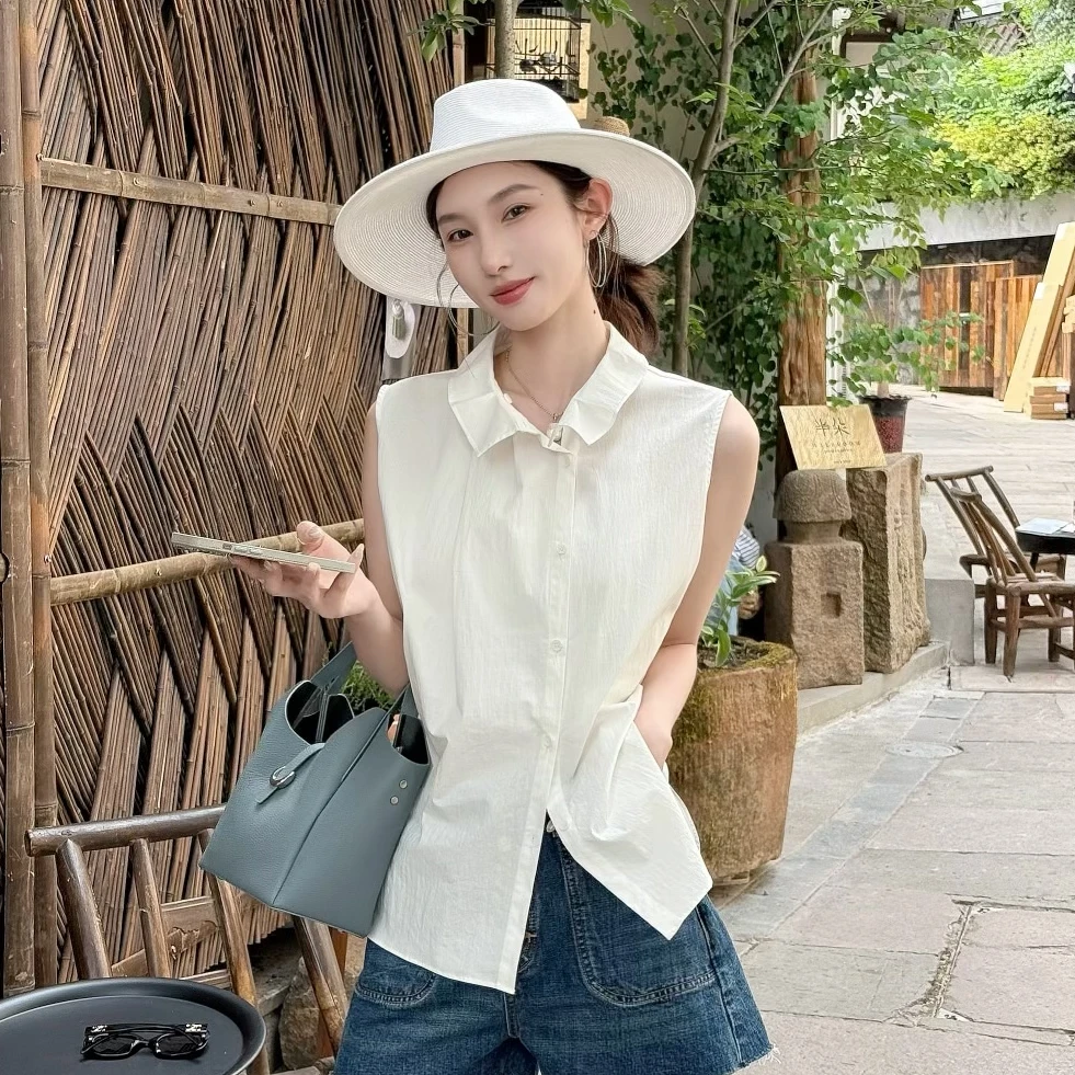 Nancy Lara 白色花瓣领无袖衬衫 NL659X01066