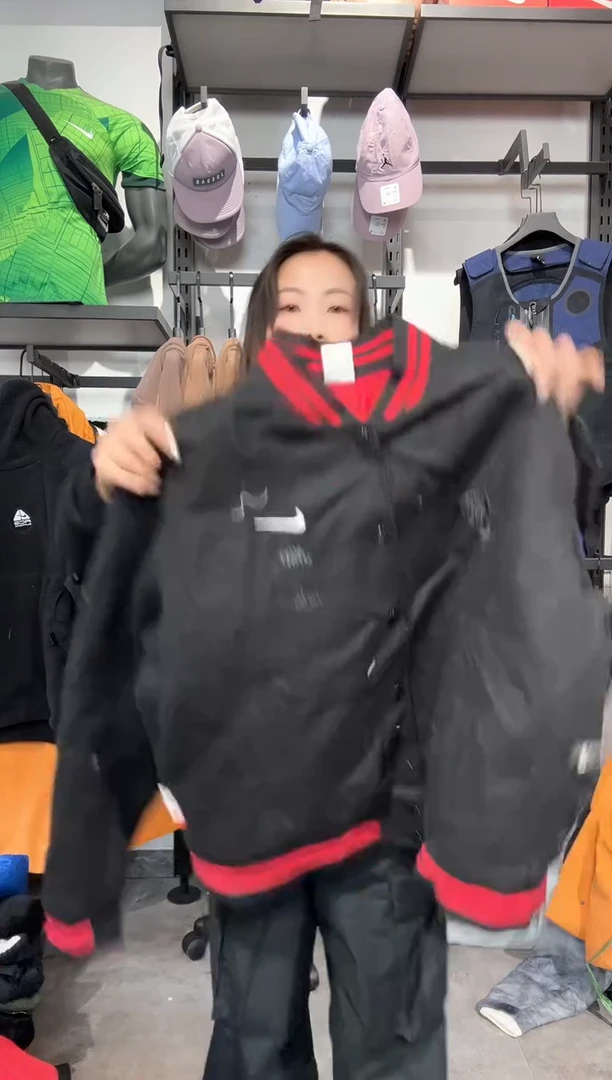 1479  编码 瑕疵款直播间过款为准 尺码  XL