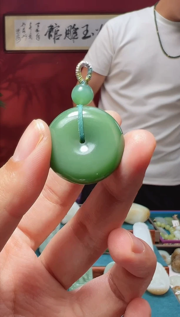 和田玉未镶嵌吊坠(不含链)有****者1