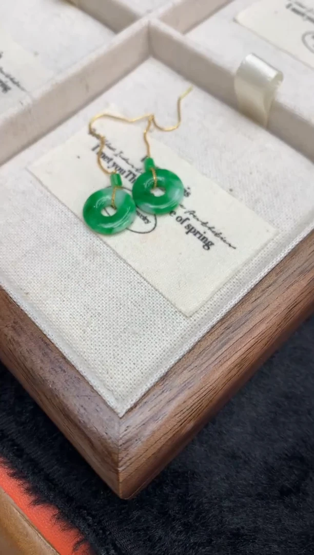 【闪购商品】翡翠耳饰18K金镶嵌耳环