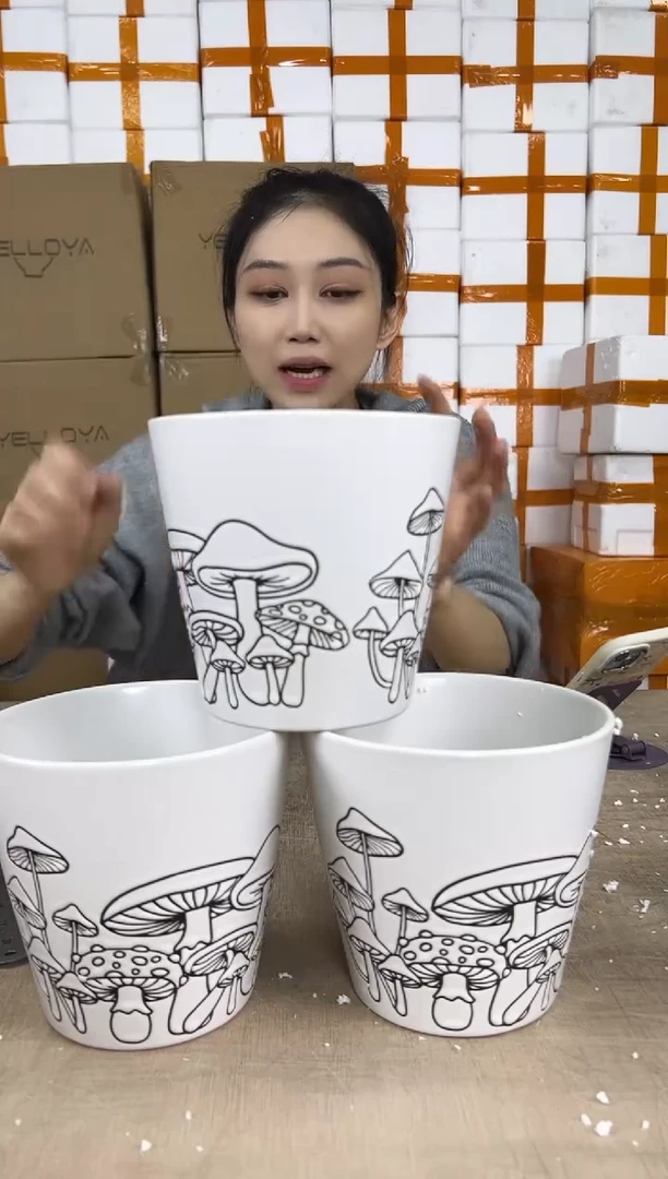 小蘑菇白三个15x14