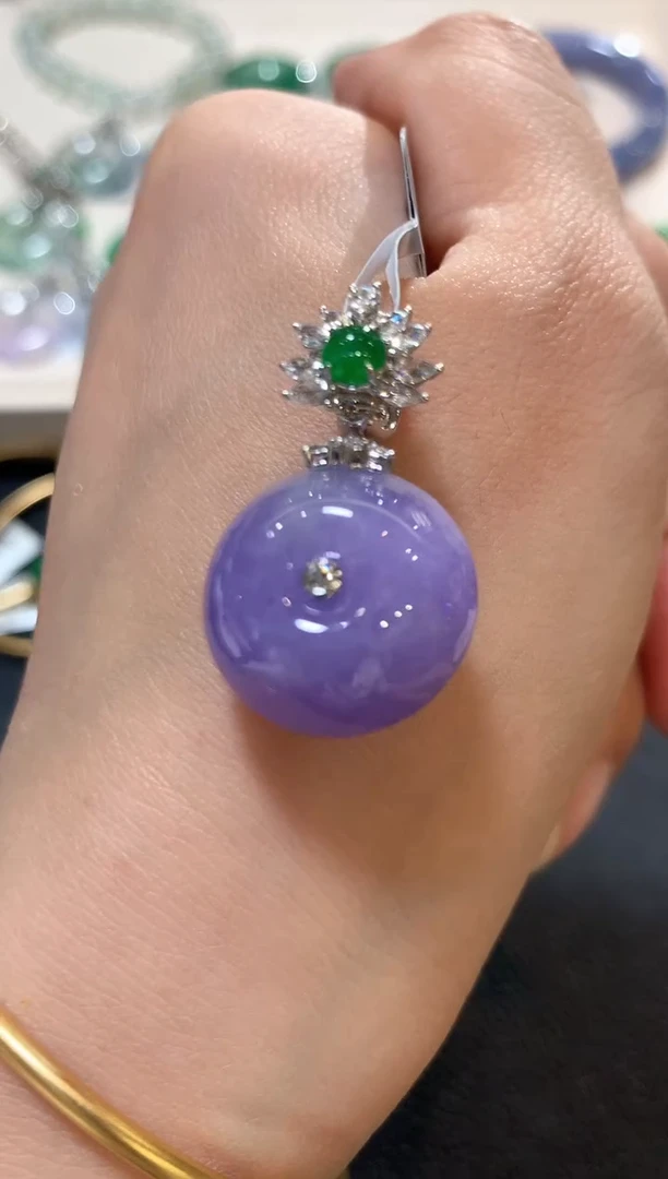 吊坠(不含链)18K金镶嵌翡翠z66紫色有色差